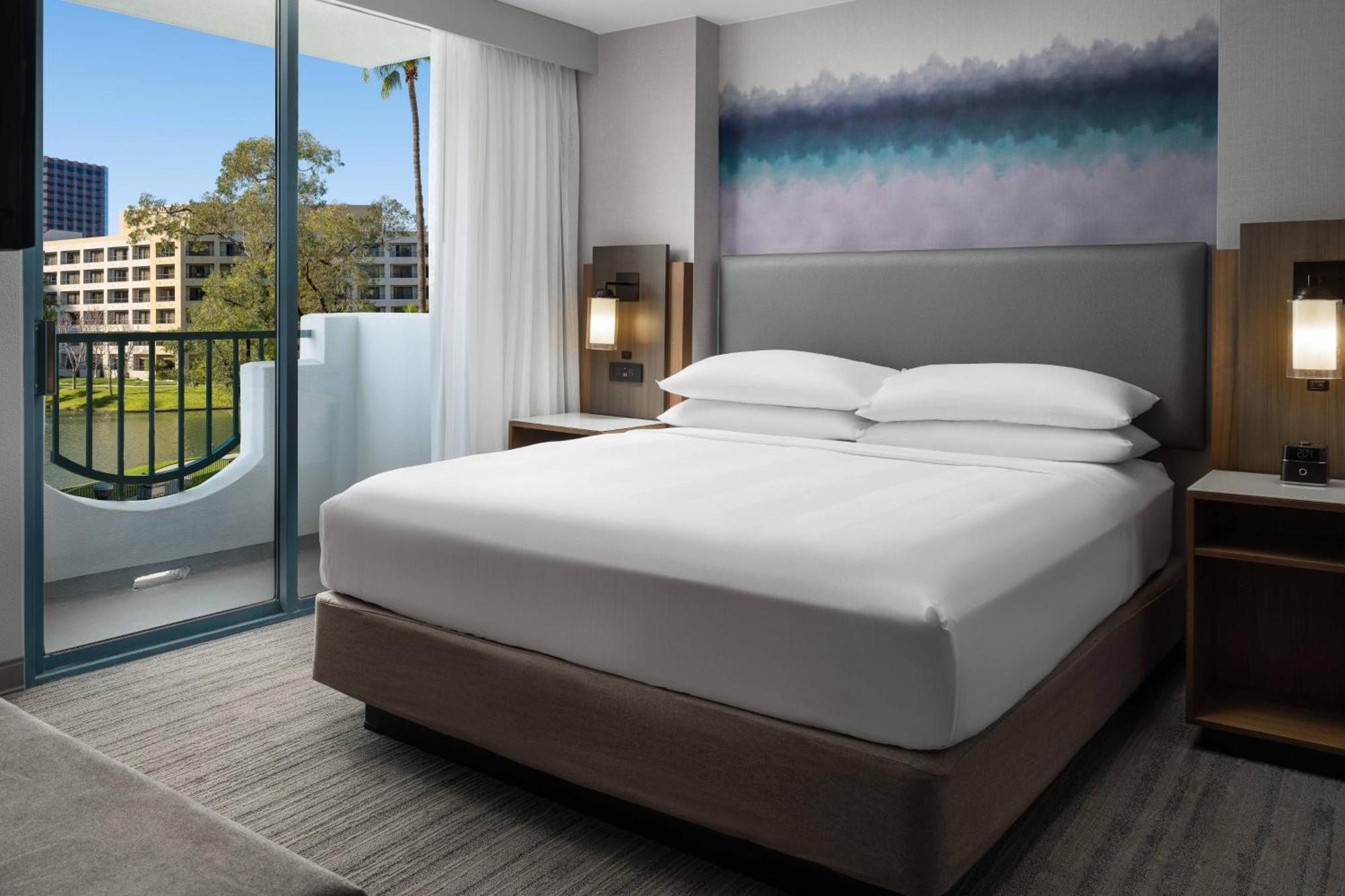 Готель Costa Mesa Marriott Екстер'єр фото