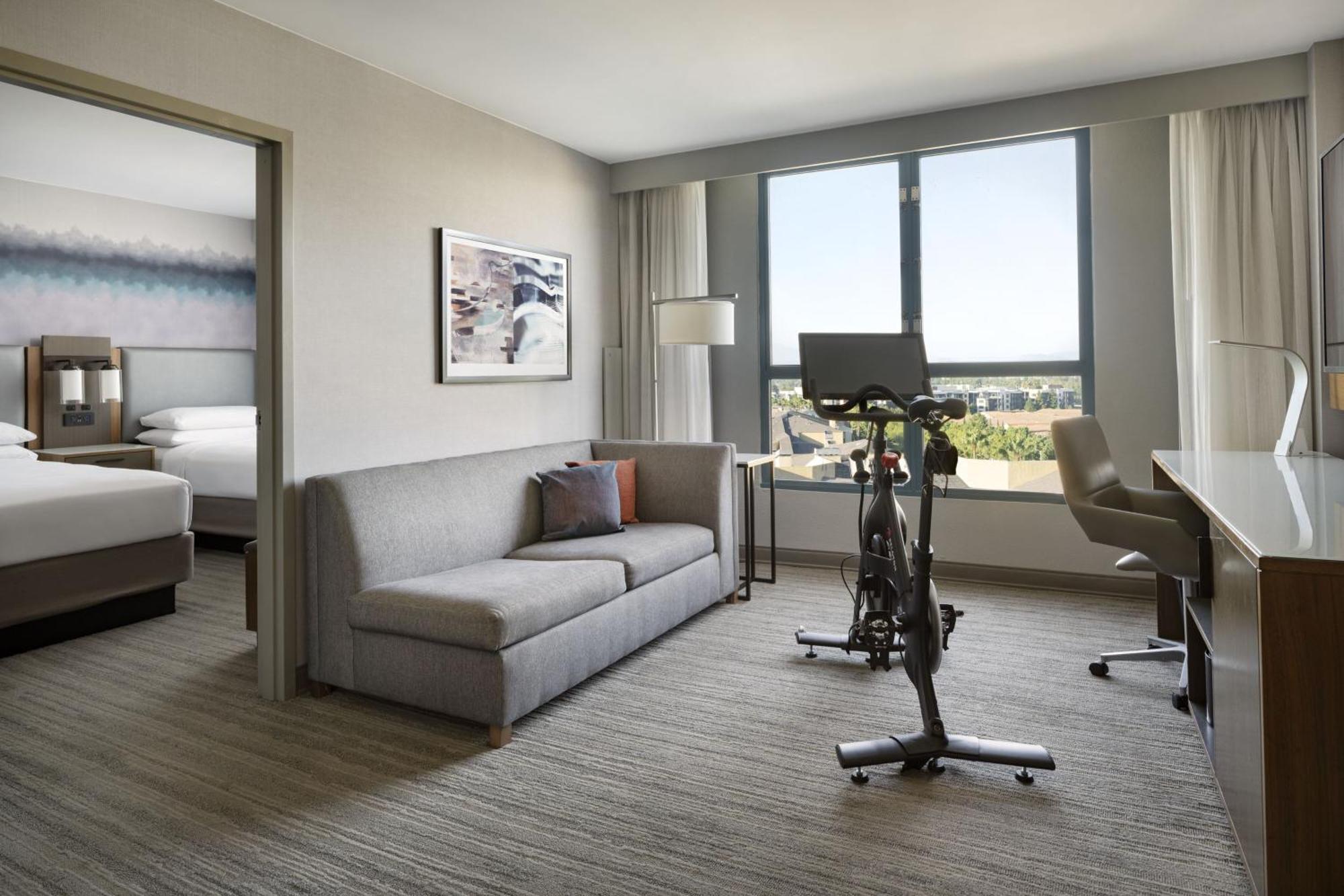 Готель Costa Mesa Marriott Екстер'єр фото