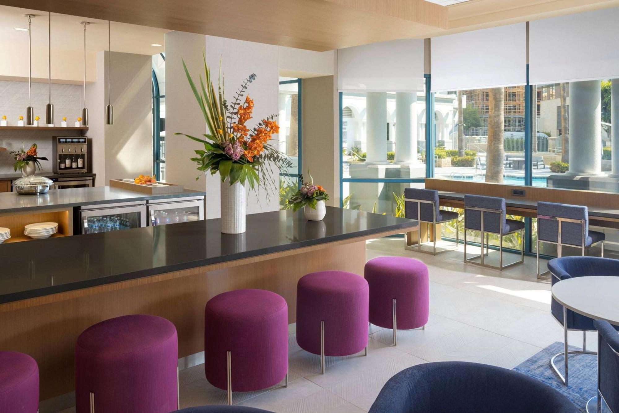 Готель Costa Mesa Marriott Екстер'єр фото