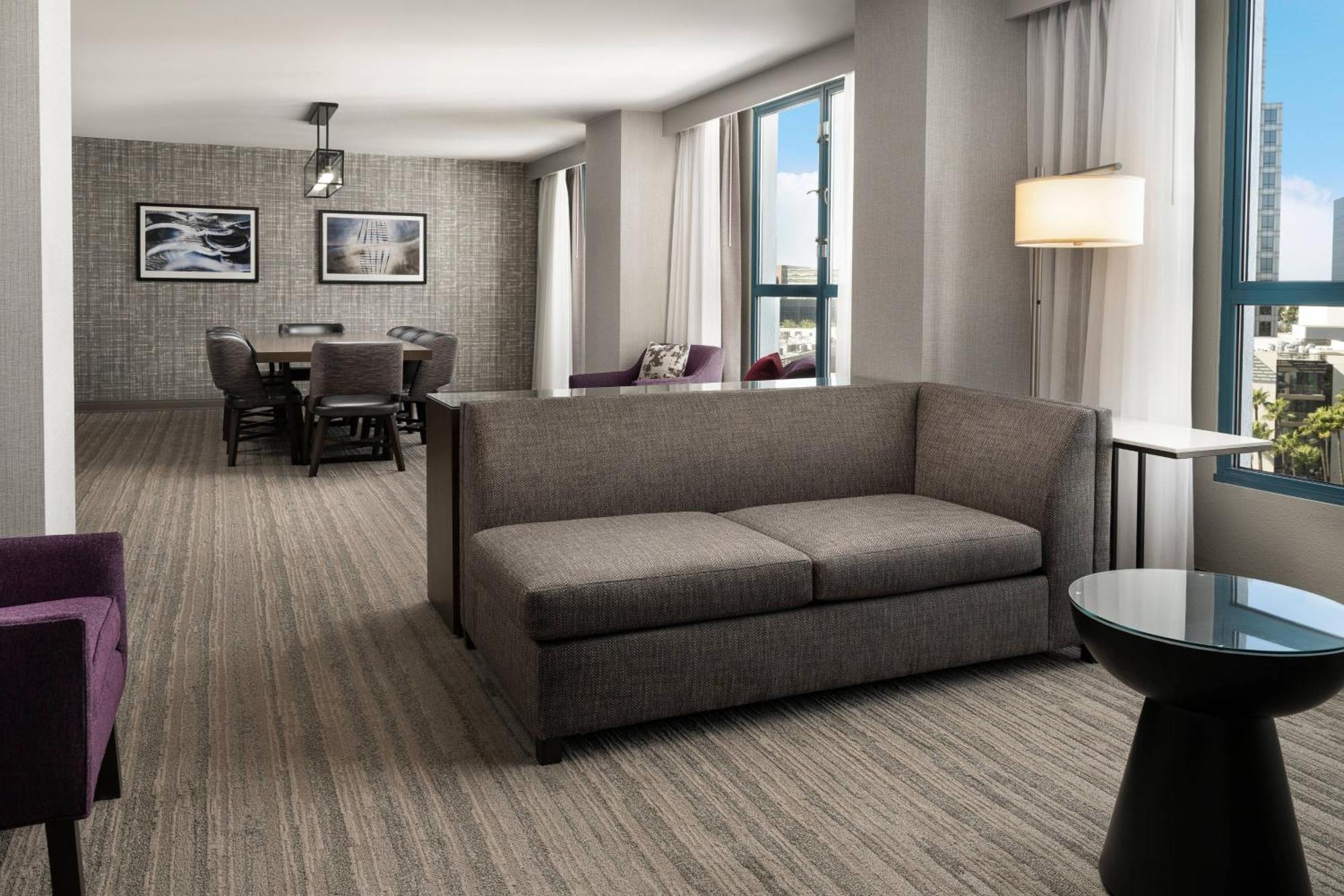 Готель Costa Mesa Marriott Екстер'єр фото
