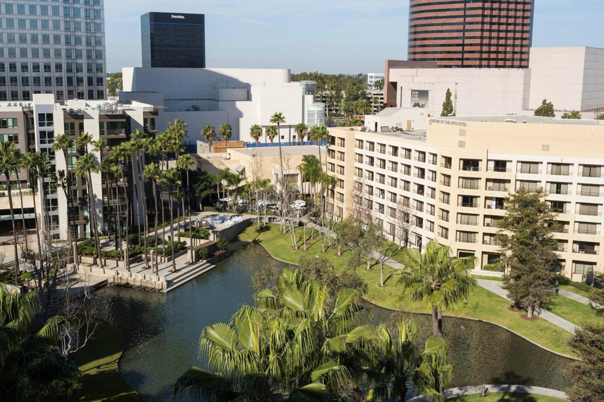 Готель Costa Mesa Marriott Екстер'єр фото